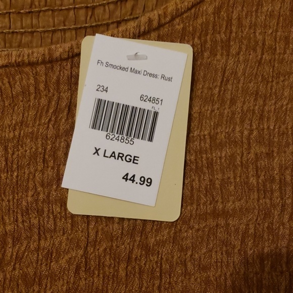 Dress - Picture 2 of 2